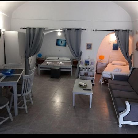 אויה VI Sta Finikias Villa מראה חיצוני תמונה