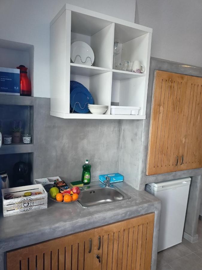 אויה VI Sta Finikias Villa מראה חיצוני תמונה
